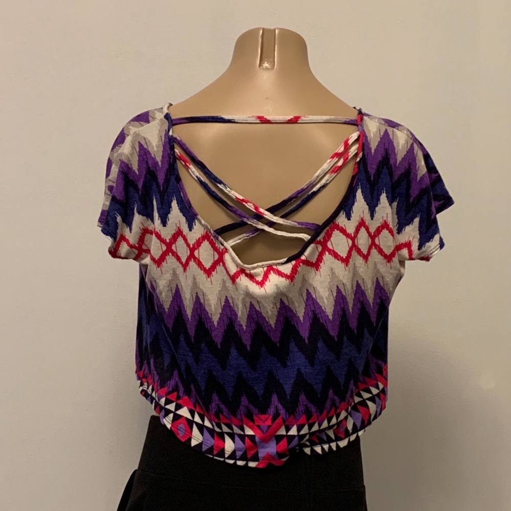 Patterned crop top - Picture 2 of 3